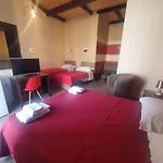 Emyjo Central B&B