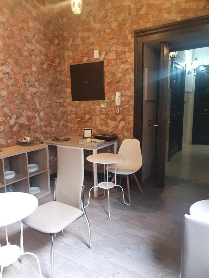Emyjo Napoli